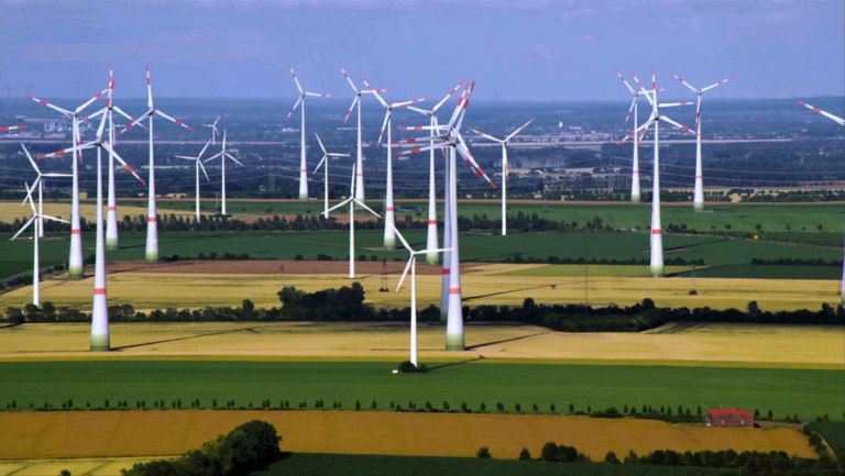 Read more about the article Nachhaltige Energiewende – wie ist das mit dem Windradschrott?